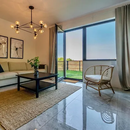 Appartement Nadmorski Z Ogrodkiem