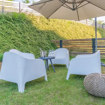 Nadmorski Z Ogrodkiem * Mechelinki